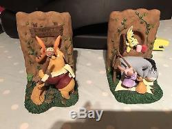 Extrêmement Rare! Walt Disney Winnie L'ourson Nettoyant Les Feuilles Statues De Serre-livres