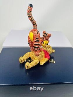 Figurine en Édition Limitée de 500 Exemplaires des Frères Arribas Winnie l'Ourson et Tigrou