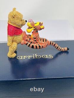 Figurine en Édition Limitée de 500 Exemplaires des Frères Arribas Winnie l'Ourson et Tigrou