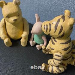 Figurine en bois sculptée Disney Winnie l'Ourson ensemble classique de 3 : Winnie, Porcinet, Tigrou