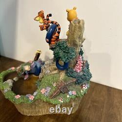 Fontaine d'eau Vintage des années 90 de Winnie l'ourson et ses amis, objet de collection Disney