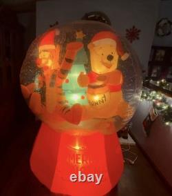 Gemme personnalisée gonflable Airblown Winnie l'Ourson et Tigrou en globe de neige de 6 pieds
