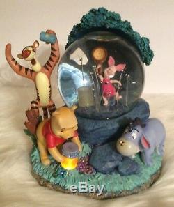 Grand Vintage Disney Winnie L'ourson Illuminez Musique Snow Globe Fireflies Works