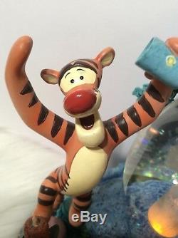Grand Vintage Disney Winnie L'ourson Illuminez Musique Snow Globe Fireflies Works