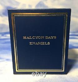 Halcyon Days Enamels Winnie L’ourson Avec Papillons Egg Trinket Box Avec Box Euc