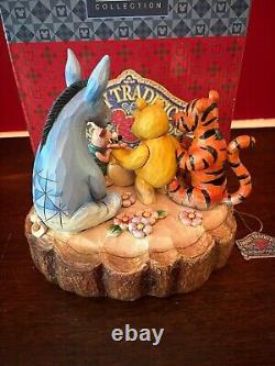 Jim Shore Disney Toi et moi et Hunny Bee 4037502 Winnie l'Ourson Sculpté par le Coeur