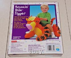 Jouet gonflable Tigger Bouncin' Ride Winnie l’Ourson vintage Mattel, scellé NOS