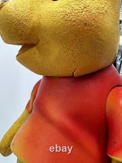 Jouet vintage Winnie l'ourson en vinyle avec bras articulés grand Walt Disney Holland Hall