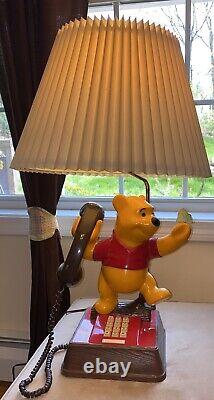 Lampe téléphone Disney Winnie l'ourson vintage 1964 avec abat-jour, peu utilisée