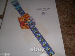 Lot de 4 pièces d'art original Disney Montre numérique musicale de Winnie l'Ourson