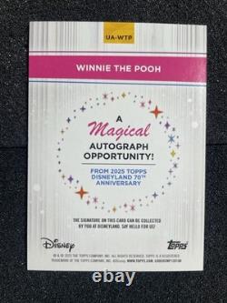 Opportunité d’autographe Winnie l’ourson Park Auto Opp Topps Disneyland 70e anniversaire 2025