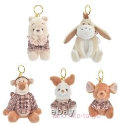 Peluche porte-clés Winnie l'ourson de Disney - Ensemble de 5 jouets en peluche de la boutique Disney Store au Japon