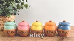 Pots vintage Winnie l’Ourson du Club des collectionneurs de montres Disney – 5 pots à miel