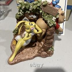 RARE Enesco Winnie l'ourson et ses amis Coincés dans une situation collante Édition limitée A3814