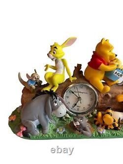 Rare À La Retraite Winnie The Pooh & Friends Log Mantle Clock Works, Disney World