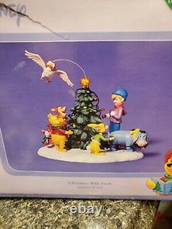 Rare Dépt 56 Disney Noël avec POOH Scène illuminée 2006 Winnie l'ourson Boîte