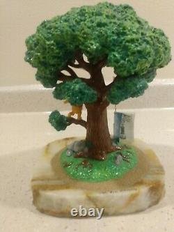 Ron Lee Disney Winnie The Pooh Honey Tree