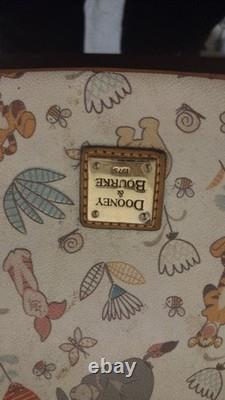 Sac bandoulière multicolore Winnie l’Ourson Disney Dooney & Bourke de petite taille