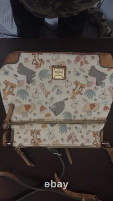 Sac bandoulière multicolore Winnie l’Ourson Disney Dooney & Bourke de petite taille
