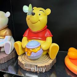 Statue de table Disney Winnie l'ourson en maître d'artisanat