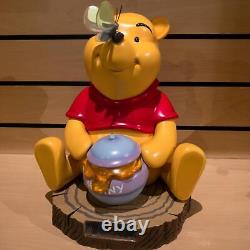 Statue de table Disney Winnie l'ourson en maître d'artisanat