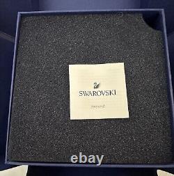 Swarovski Disney Winnie l'Ourson avec Ballon Figurine en Cristal Retraité #905678