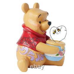 Traditions Disney 2024 Jim Shore Winnie l'ourson avec pot de miel Figurine Big Fig