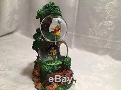 Très Rare! Winnie L'ourson Et Ses Amis Double Musical Snowglobe Tree Disney Htf