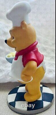Vintage Disney Porcelaine Winnie Le Pooh Baker Chef Statue