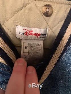 Vintage Disney Store Winnie L'ourson Varsity Denim Jacket Taille Mens Medium
