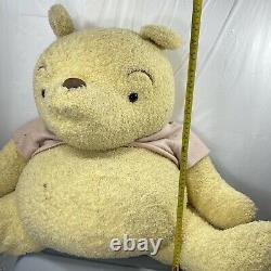 Vintage Walt Disney World Giant Winnie The Pooh Bear Plush 2' Tall Jaune Rose