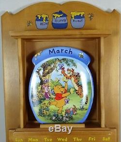 Winnie L'ourson Perpetual Calendar Plate Toute L'année Complète Coa Par