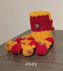 Winnie Le Pooh Dans Le Pot Rouge Ensemble Crochet Fait Main Ornements Fabriqués Aux États-unis