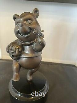 Winnie The Pooh Bronze Statue Le