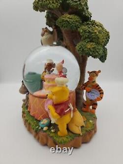 Winnie The Pooh Disney Store Musique Snow Globe Rumbly In My Tumbly Vintage Rare