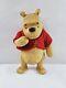 Winnie L'ourson 75e Anniversaire Figurine Statue Pooh En Faux Bois Disney Store