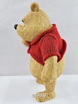 Winnie l'Ourson 75e Anniversaire Figurine Statue Pooh en Faux Bois Disney Store