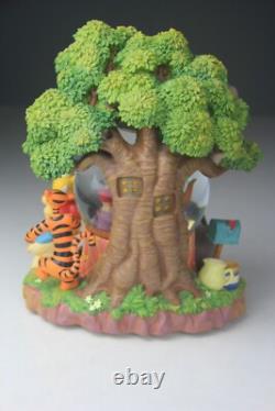 Winnie l'Ourson Disney Store Neige Musicale Globe Rumbly in My Tumbly avec Boîte RARE