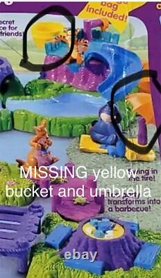 Winnie l'Ourson Ensemble de jeu du bois de 100 acres et lot de figurines Camping Fisher Price ? LIRE