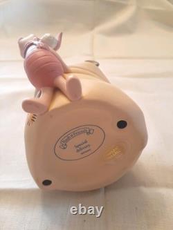 Winnie l'Ourson et ses amis : Livraison spéciale de Porcinet - Figurine en porcelaine Disney
