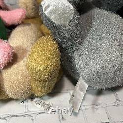 Winnie l'Ourson et ses amis en peluche de style rétro