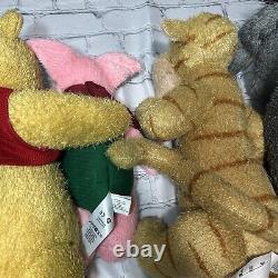 Winnie l'Ourson et ses amis en peluche de style rétro