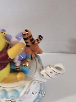 Winnie l'ourson Édition Limitée Gâteau d'Anniversaire Théière en Porcelaine Disney Cardew