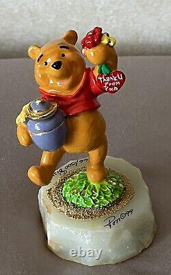Winnie l'ourson Ron Lee l'ourson de la Saint-Valentin signé et daté 1999. #66 de 1500 Retraité